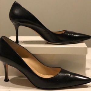 Manolo Blahnik black pump